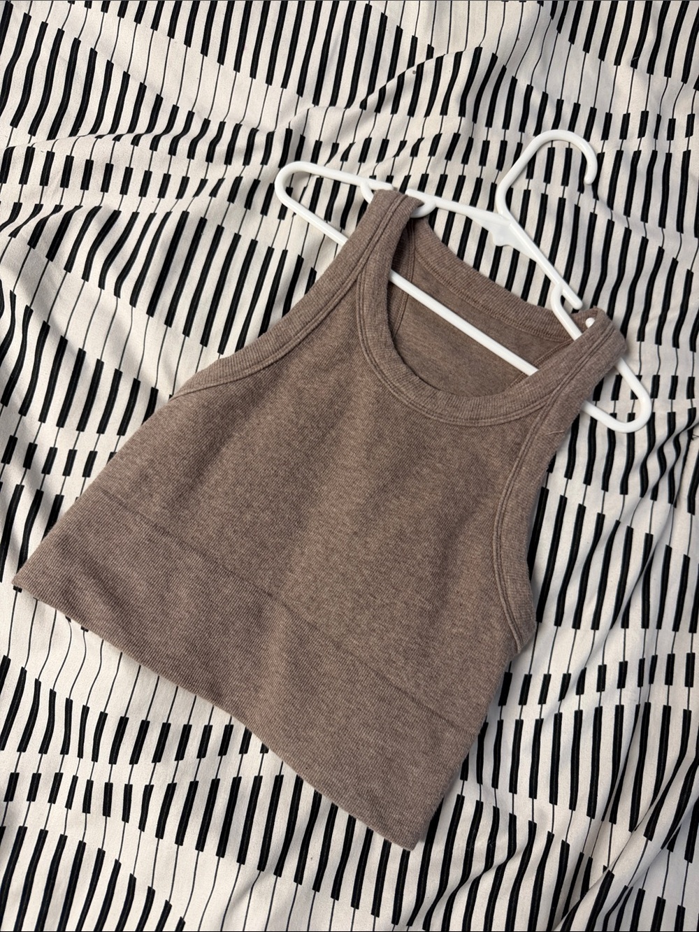 Ribbed Tank Crop Top - Brown